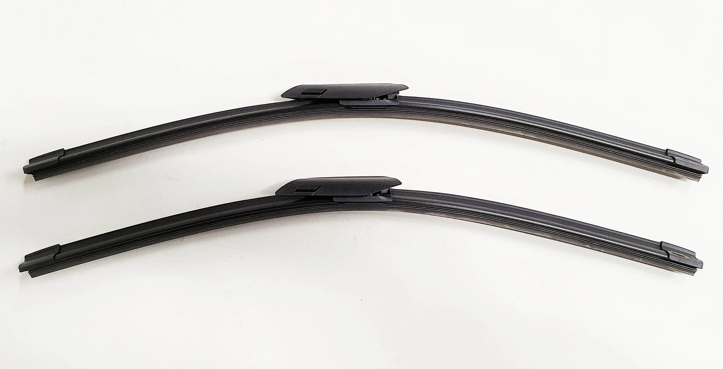 Genuine Mercedes-Benz C Class Front Wiper Blades 206 Models - Image 6