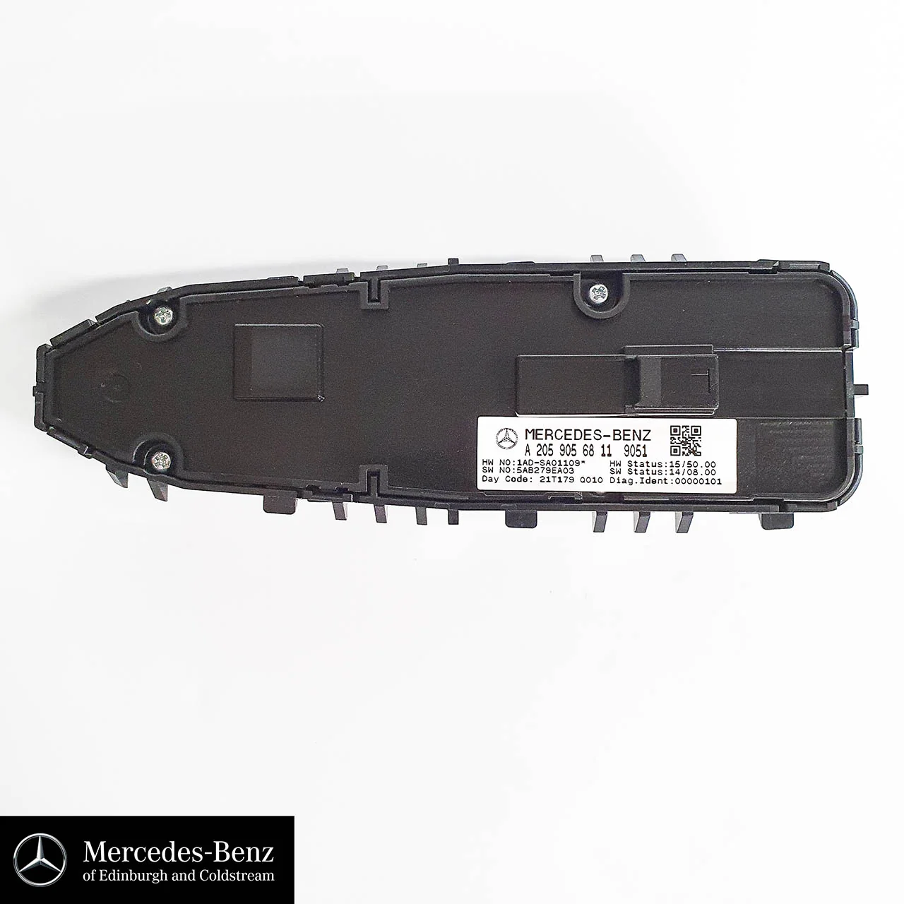 Genuine Mercedes-Benz C Class Window/Mirror Switch Assembly Block 205 model - Image 10