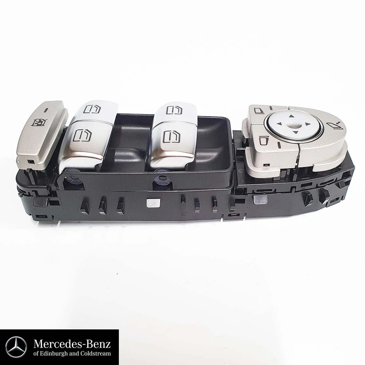 Genuine Mercedes-Benz C Class Window/Mirror Switch Assembly Block 205 model - Image 6