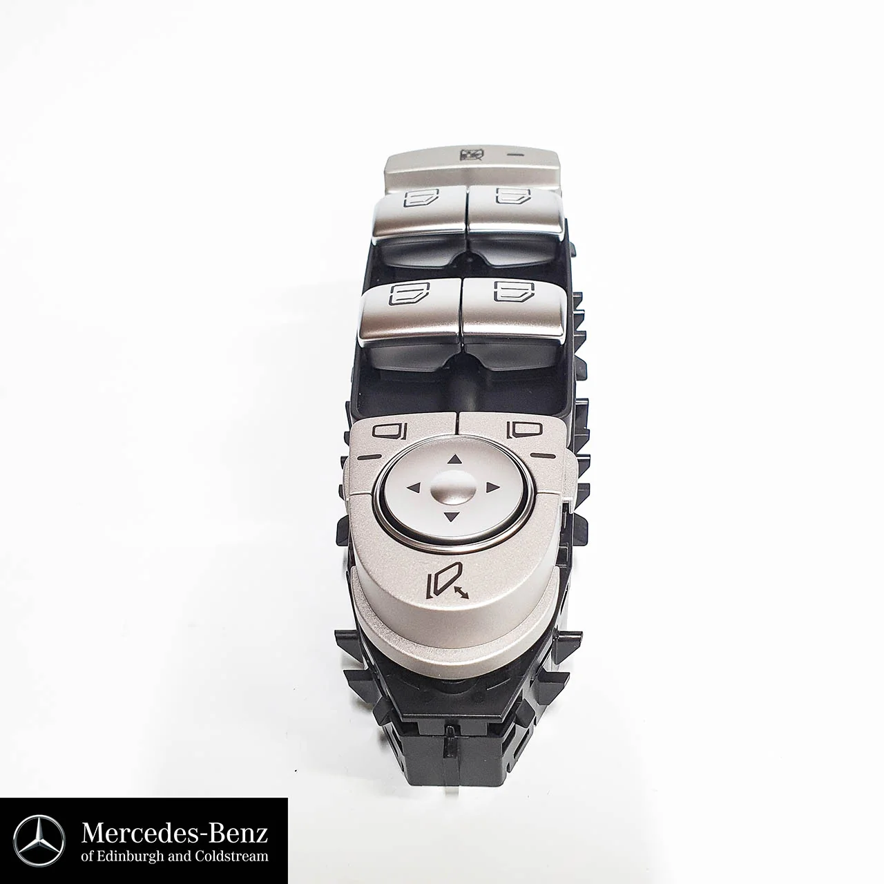 Genuine Mercedes-Benz C Class Window/Mirror Switch Assembly Block 205 model - Image 8