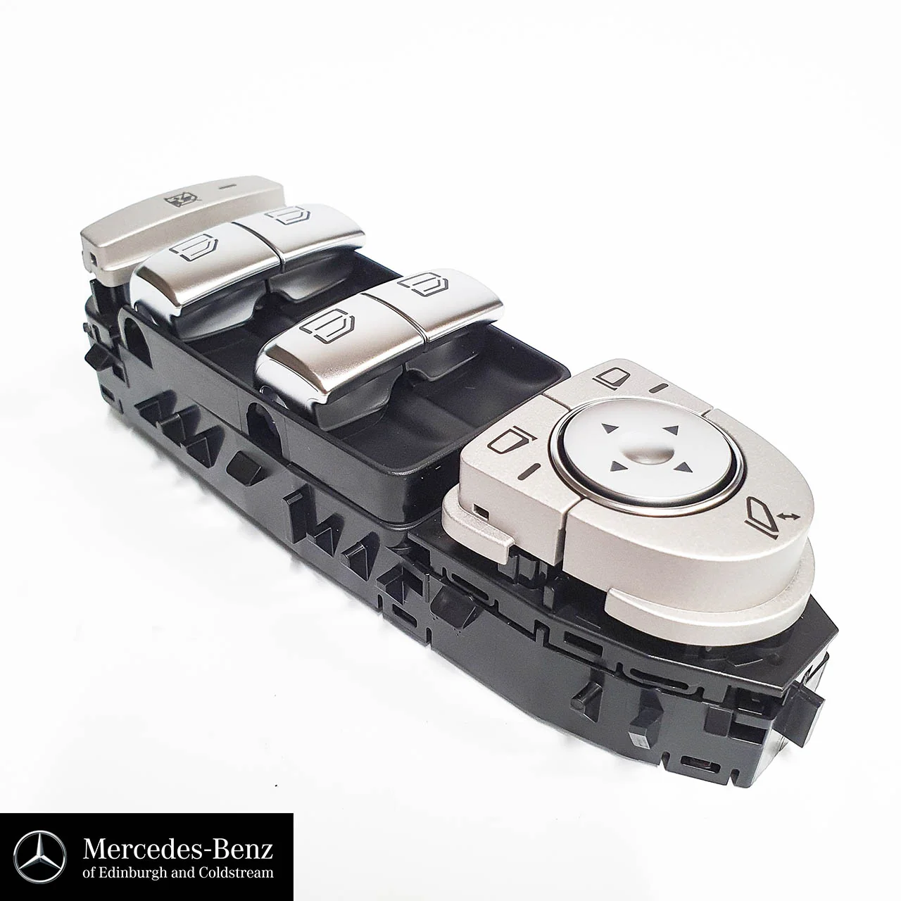 Genuine Mercedes-Benz C Class Window/Mirror Switch Assembly Block 205 model - Image 9