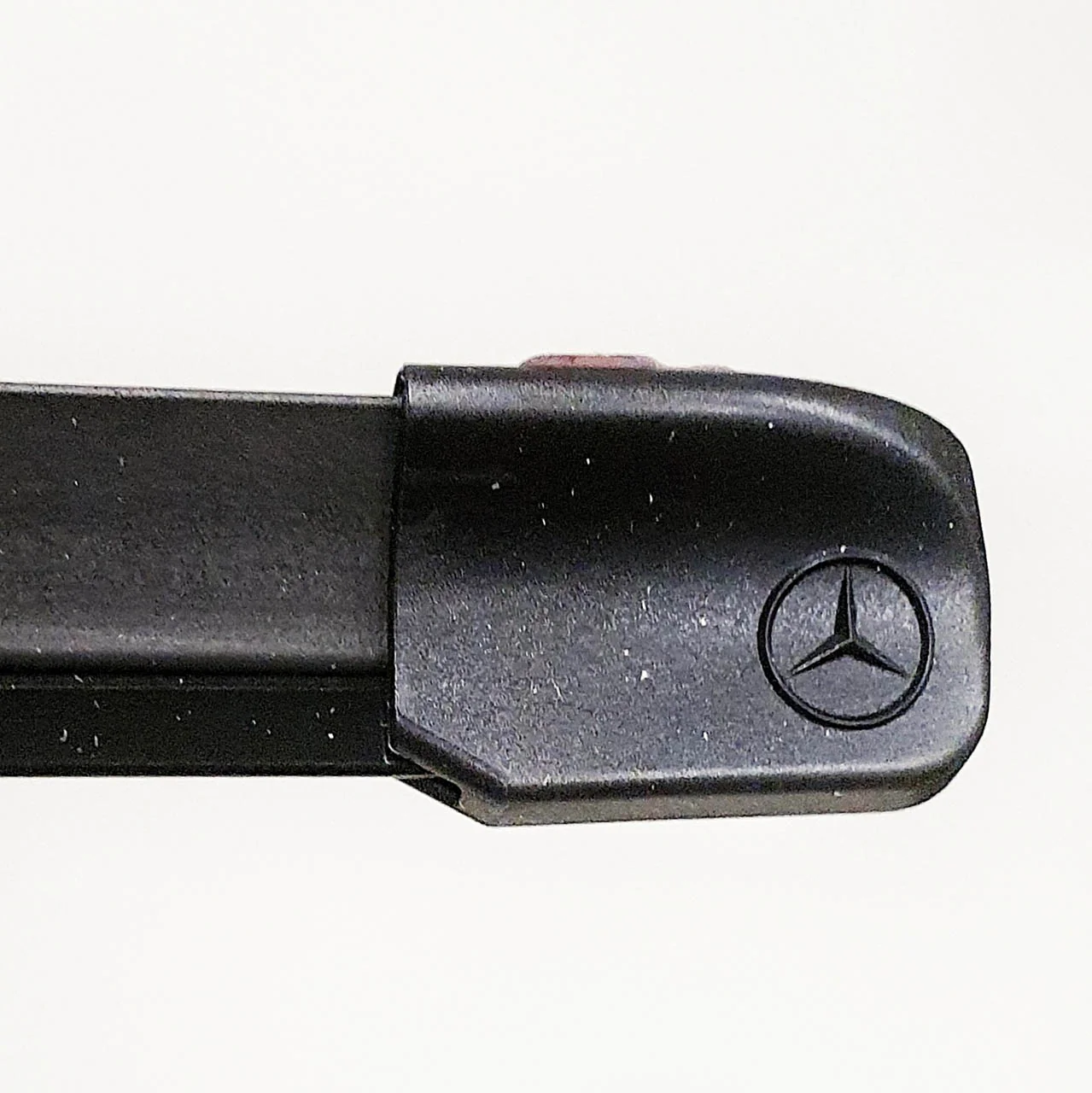 Genuine Mercedes-Benz C, CLC, CLK Class Front Wiper Blades - 203 & 209 Models - Image 5