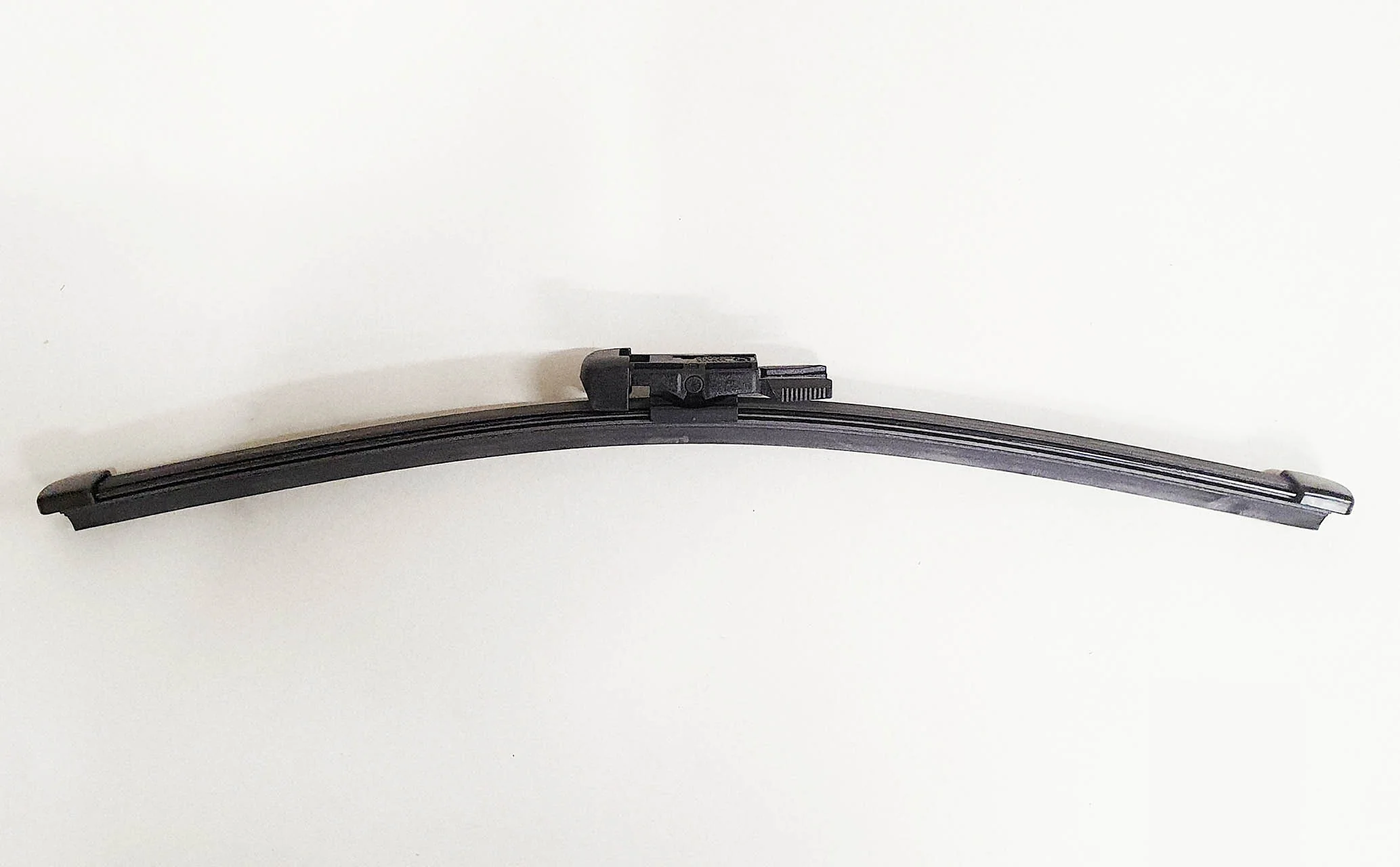 Genuine Mercedes-Benz GLA Rear Wiper Blade X156 Models 2014 - 2018 - Image 3