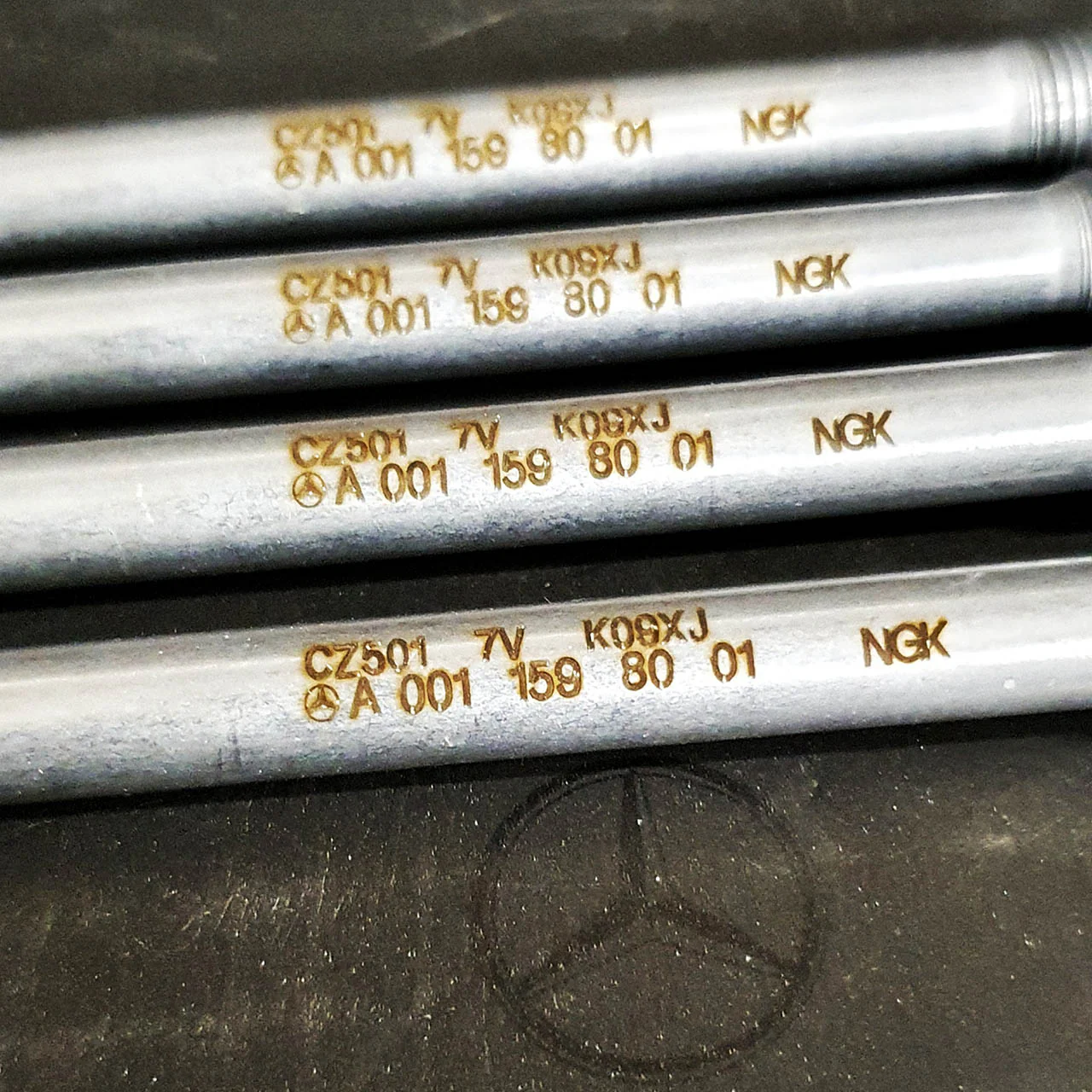 Genuine Mercedes-Benz OM651, OM654 Diesel Glow Plugs - Set Of 4 - Image 3