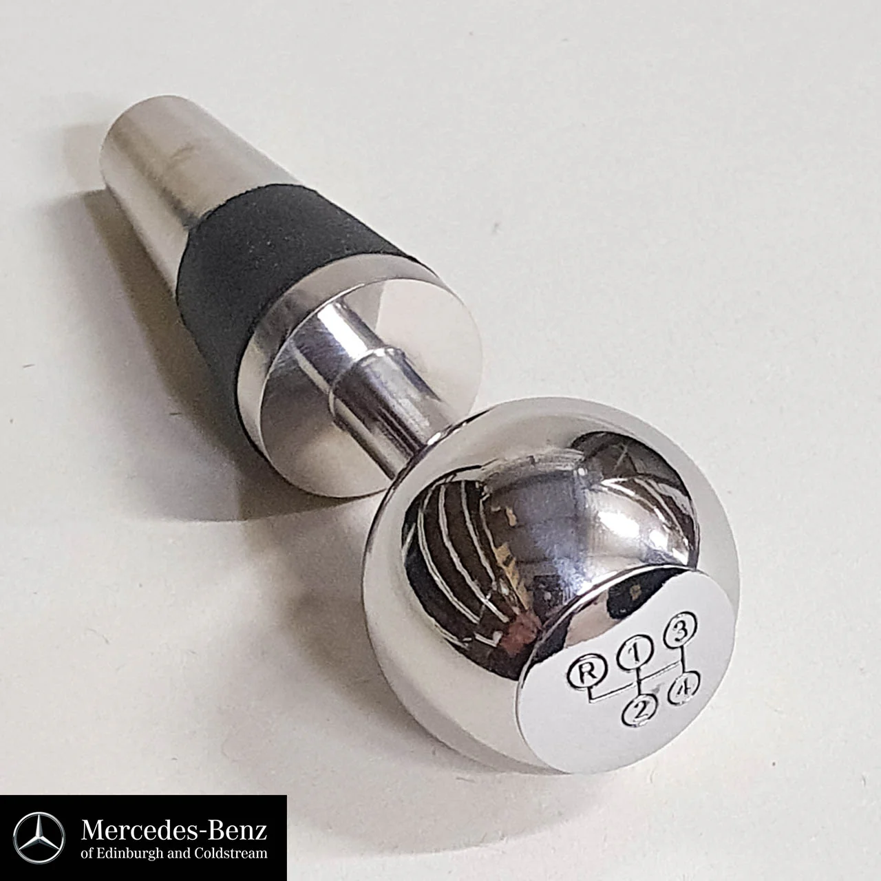 Mercedes-Benz Wine Stoppers Set - Image 6