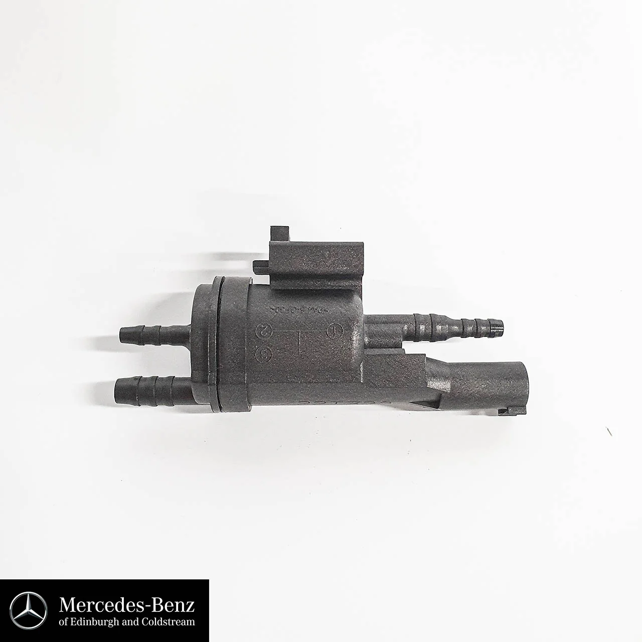 Genuine Mercedes-Benz Switchover Valve A0005003201 - Image 3